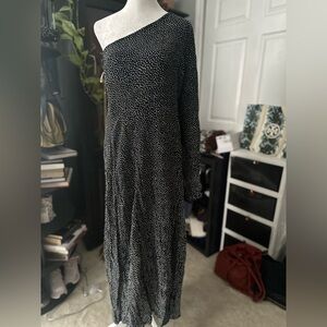 Free people one shoulder side split polka dot maxi dress size 12 - runs small